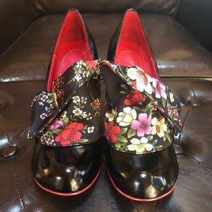 Vintage Patent Leather and Silk Kimono Heels